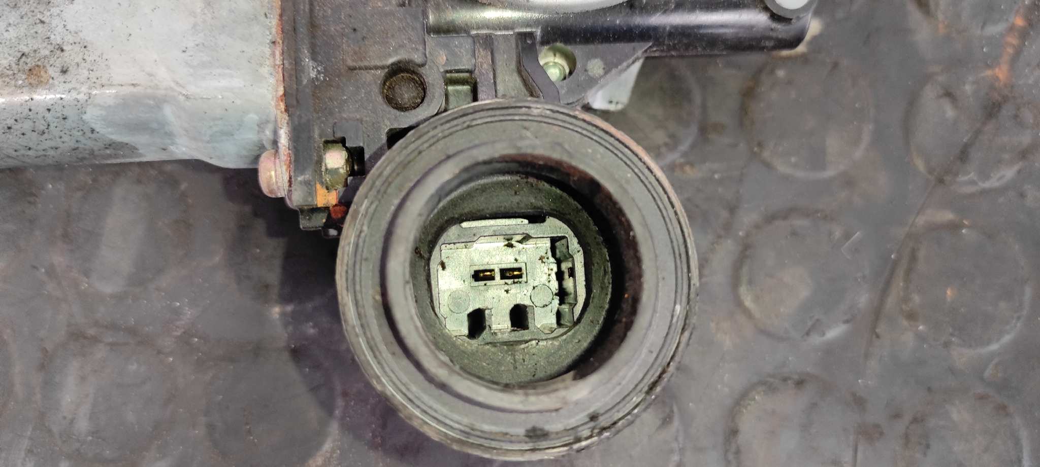 ELEVALUNAS TRASERO DERECHO TOYOTA RAV 4 (A2) - vista 4