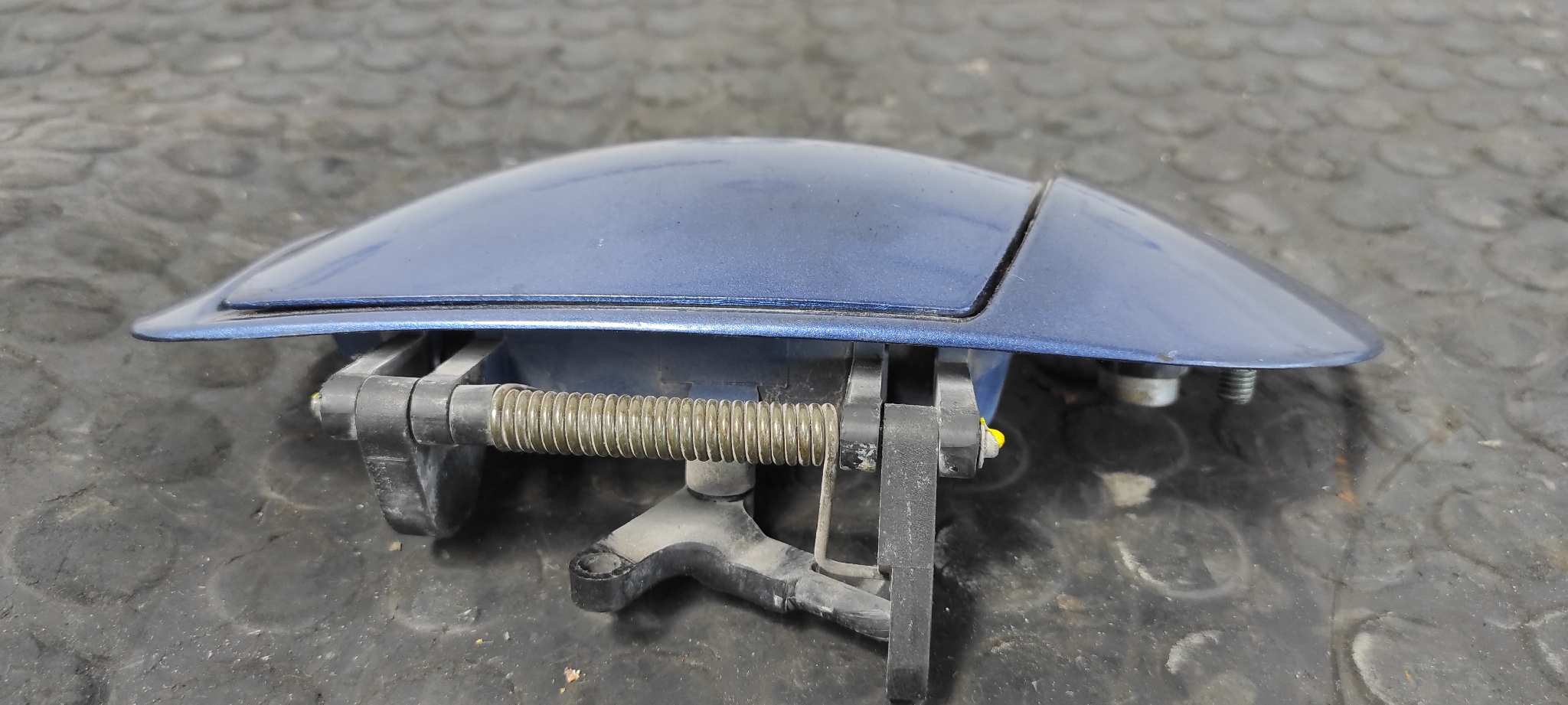 MANETA EXTERIOR PORTON TATA GRAND SAFARI - vista 2