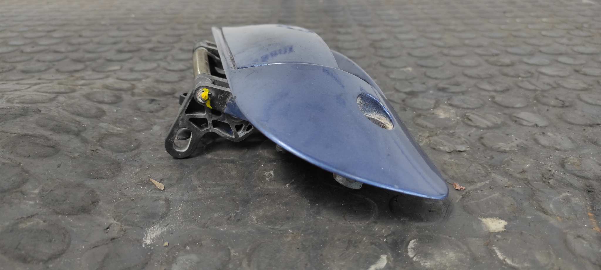 MANETA EXTERIOR PORTON TATA GRAND SAFARI - vista 4