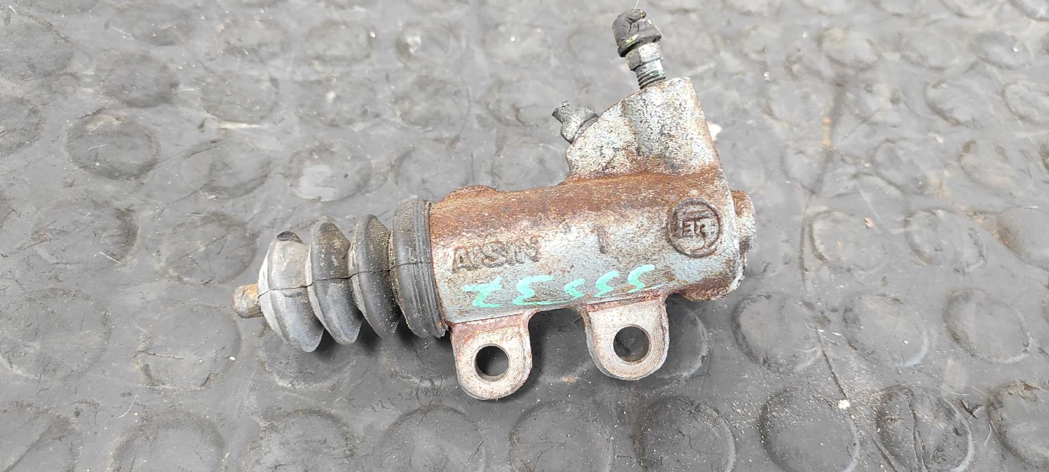 BOMBIN EMBRAGUE TOYOTA YARIS (KSP9/SCP9/NLP9)