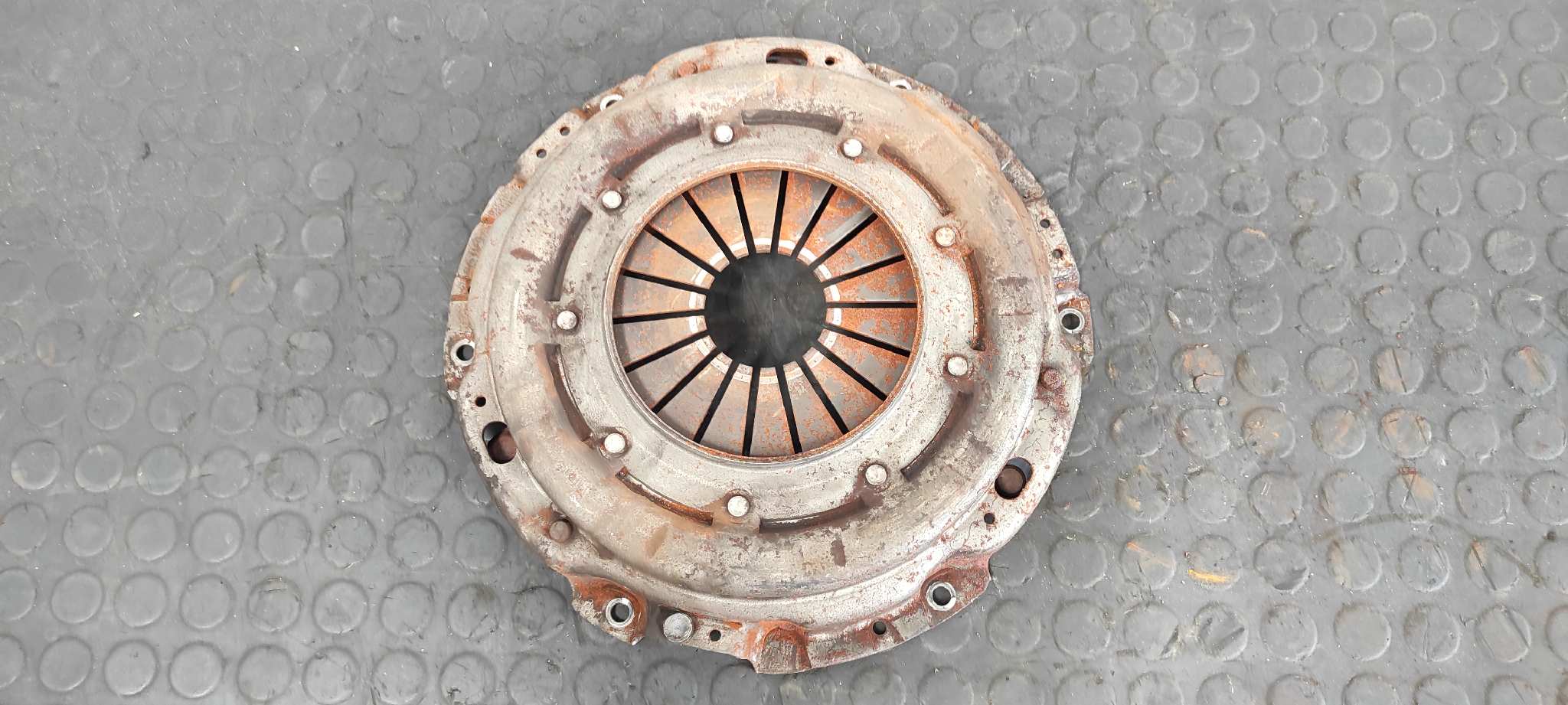 KIT EMBRAGUE NISSAN TERRANO/TERRANO.II (R20) - vista 7