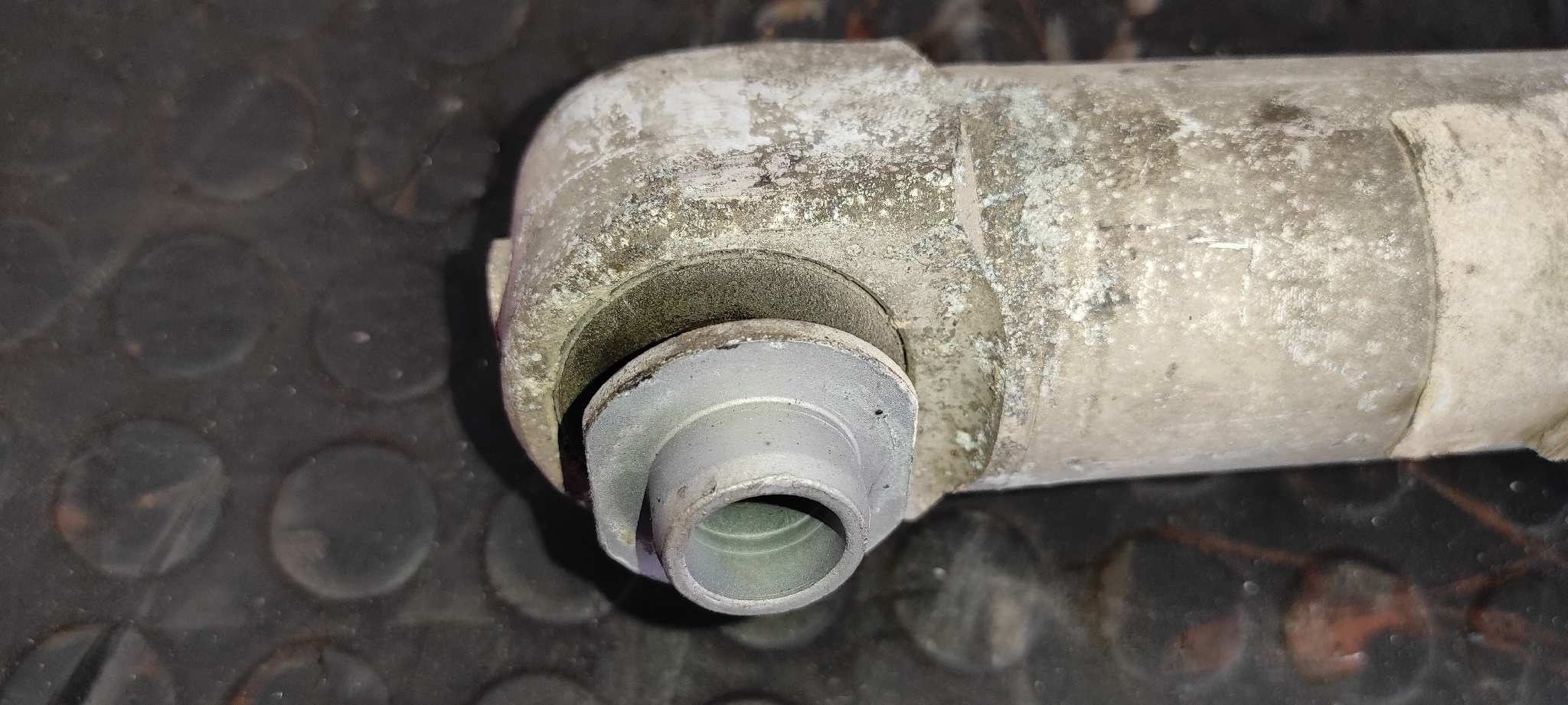 AMORTIGUADOR TRASERO IZQUIERDO BMW SERIE 5 BERLINA (E39) - vista 4