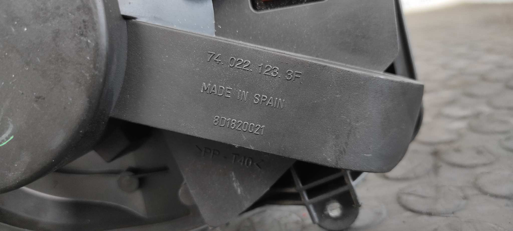 MOTOR CALEFACCION VOLKSWAGEN PASSAT BERLINA (3B3) - vista 5