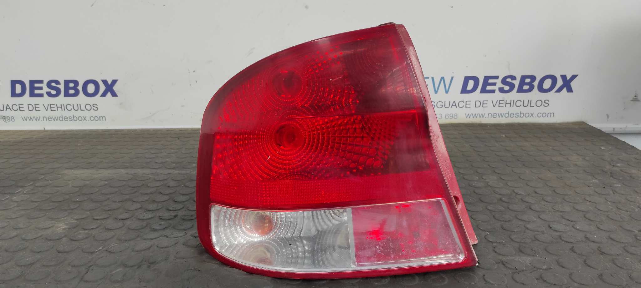 PILOTO TRASERO IZQUIERDO DAEWOO KALOS