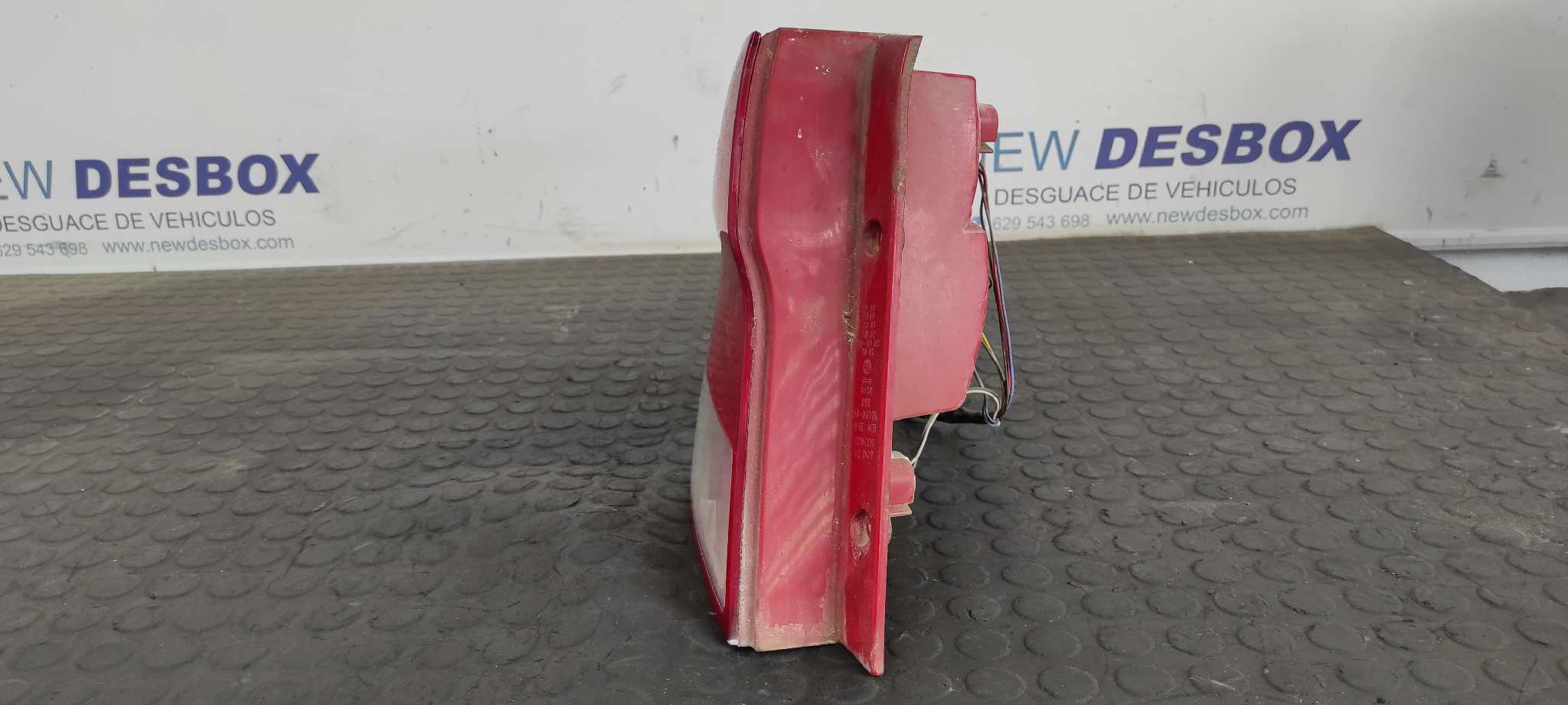 PILOTO TRASERO IZQUIERDO DAEWOO KALOS - vista 2