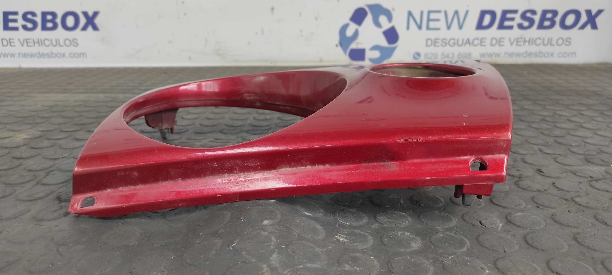 MOLDURA NISSAN TERRANO/TERRANO.II (R20) - vista 4