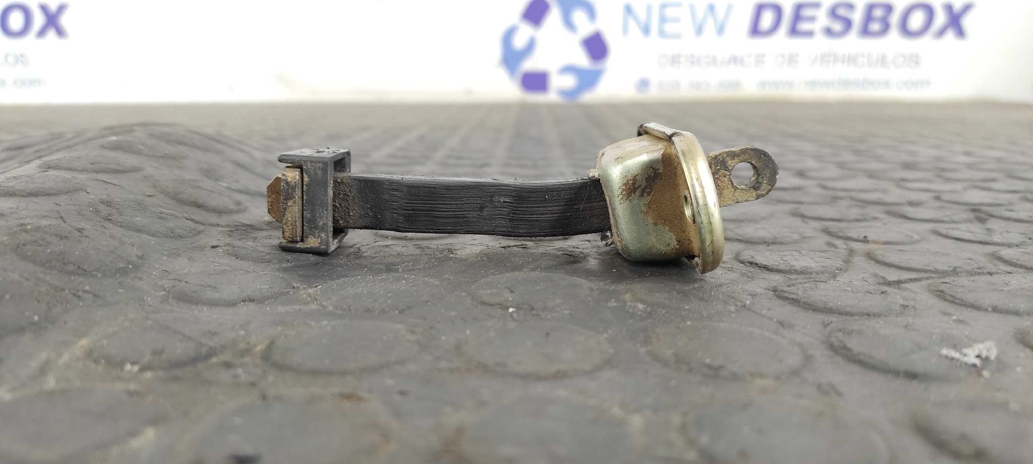 RETENEDOR PUERTA DERECHA SSANGYONG MUSSO - vista 2