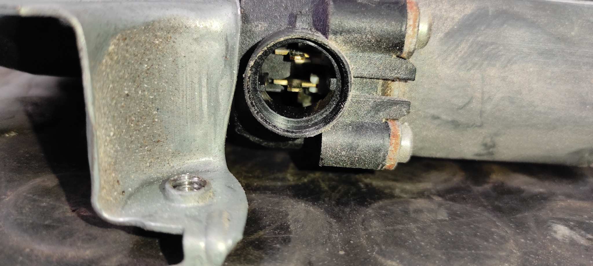 ELEVALUNAS DELANTERO DERECHO NISSAN ALMERA (N16/E) - vista 3