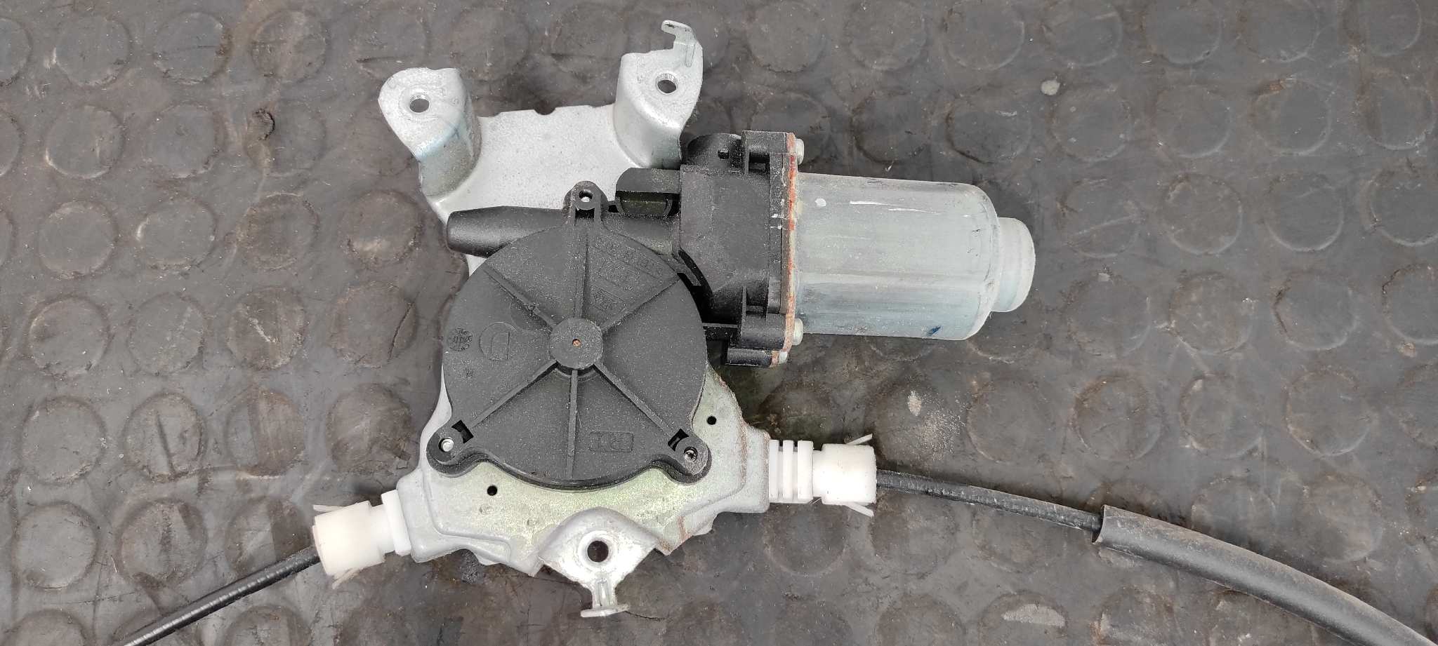 ELEVALUNAS DELANTERO DERECHO NISSAN ALMERA (N16/E) - vista 5