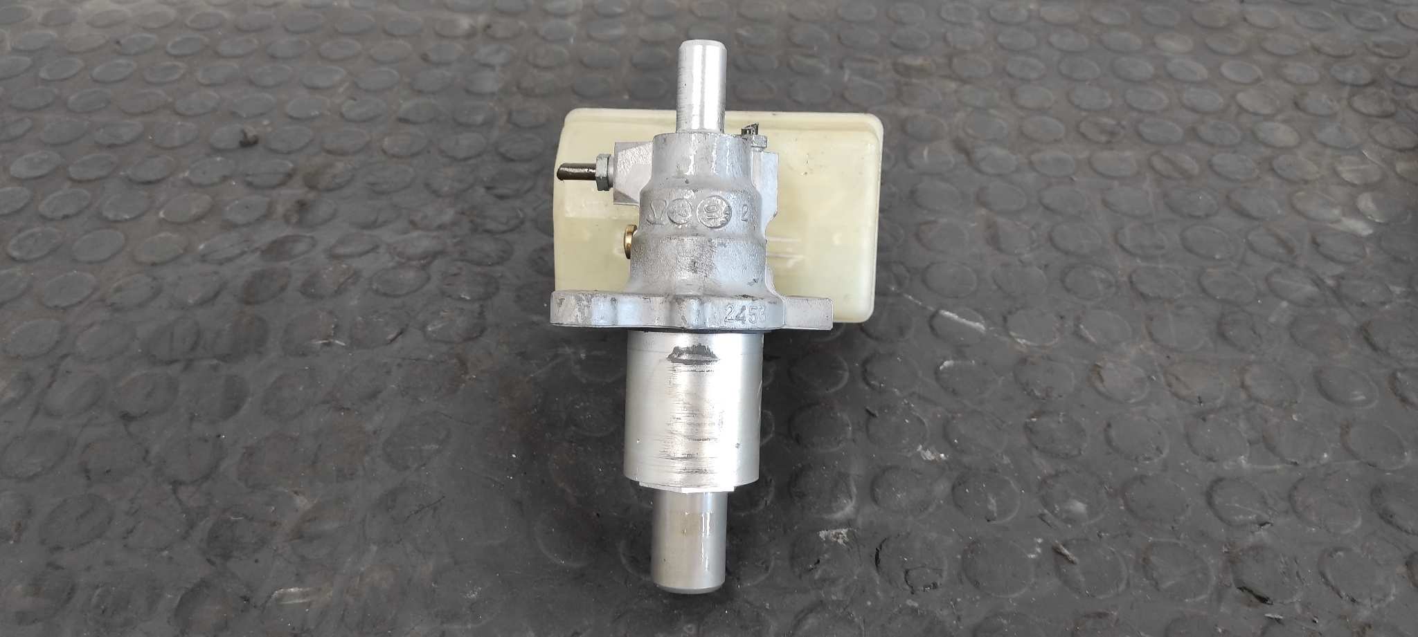 BOMBA FRENO MERCEDES-BENZ CLASE CL (W215) COUPE - vista 3