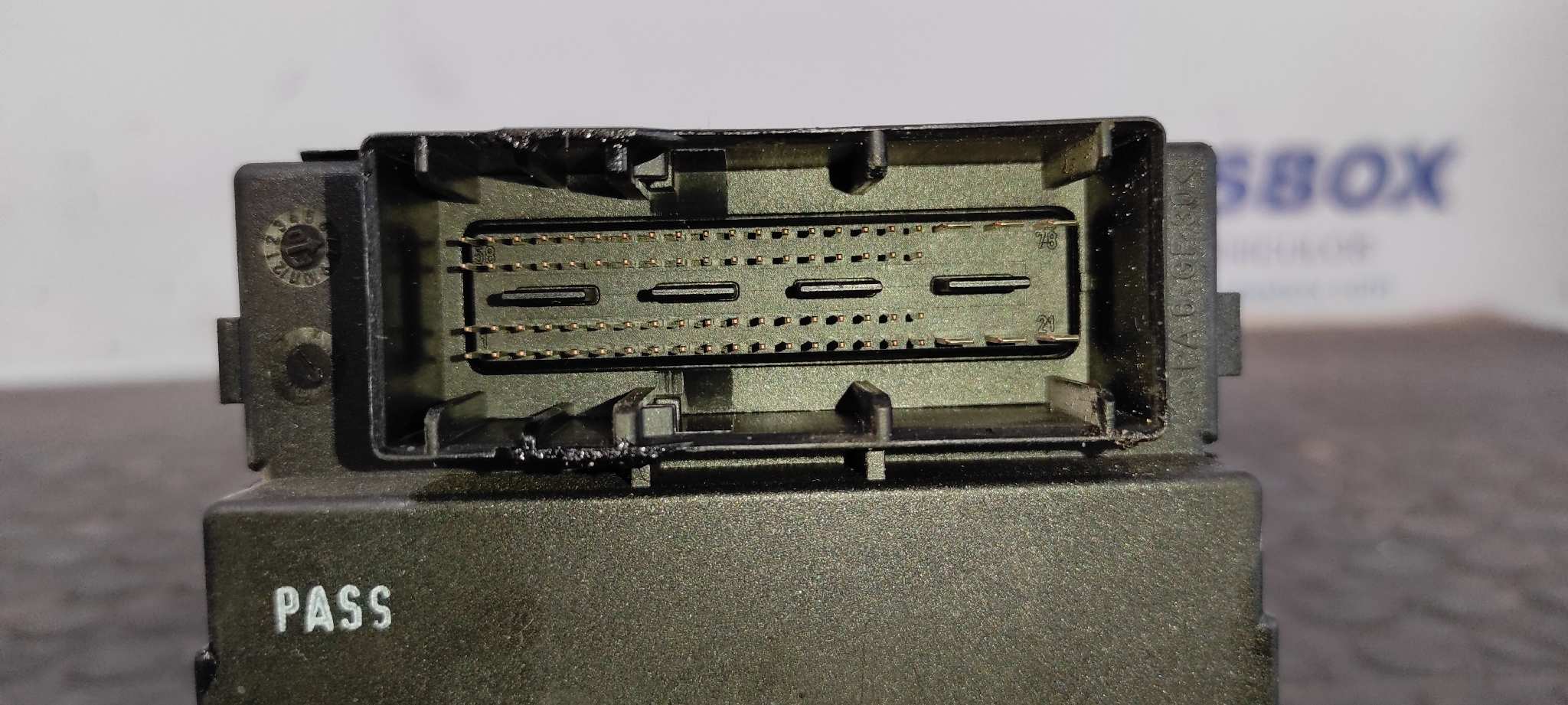 MODULO ELECTRONICO OPEL VECTRA C BERLINA - vista 2