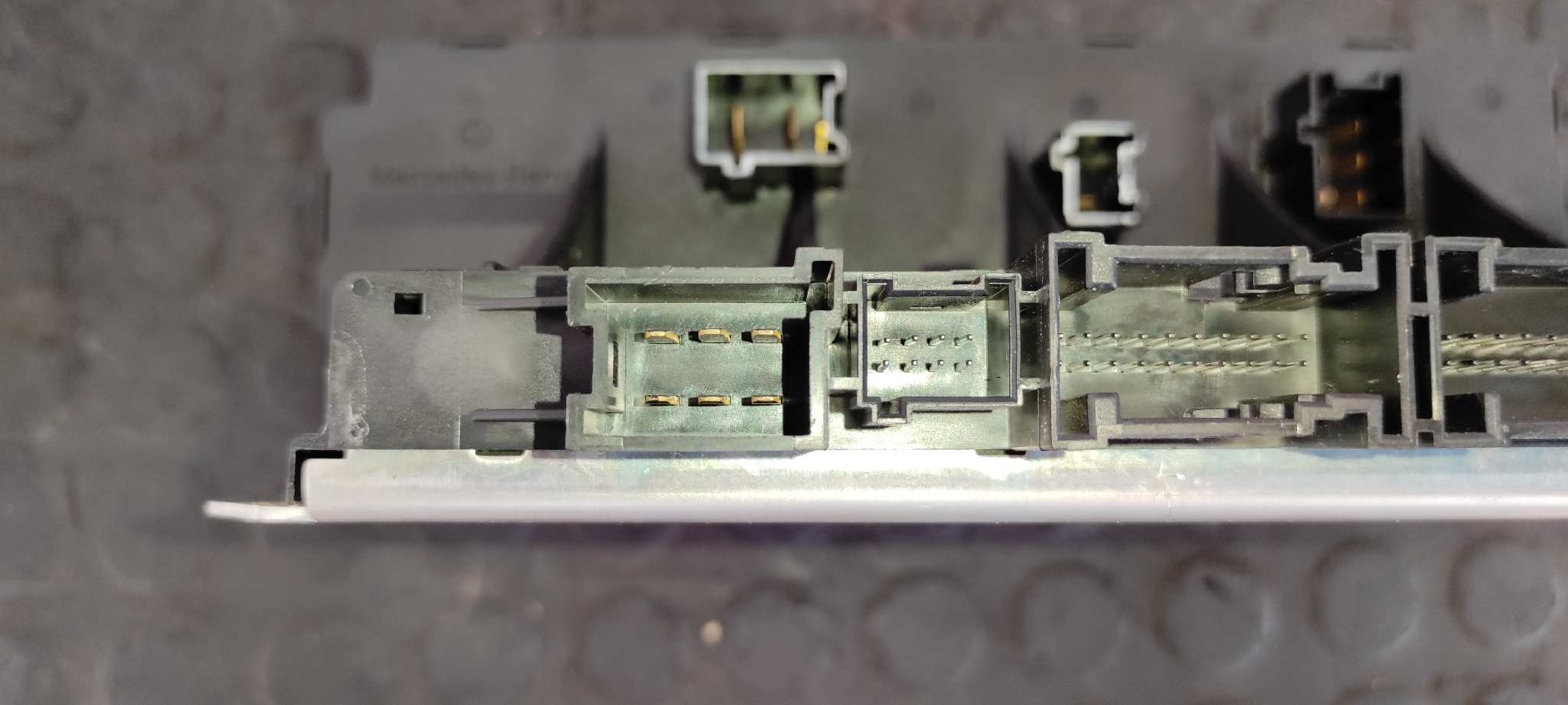 CAJA RELES / FUSIBLES MERCEDES-BENZ CLASE CL (W215) COUPE - vista 9