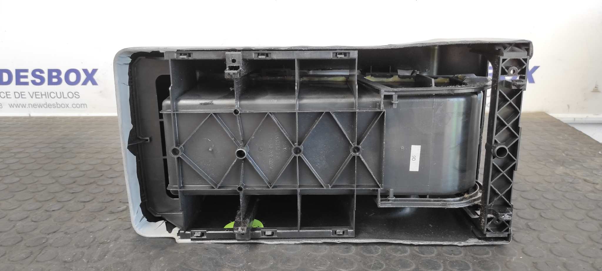 GUANTERA MERCEDES-BENZ CLASE CL (W215) COUPE - vista 4