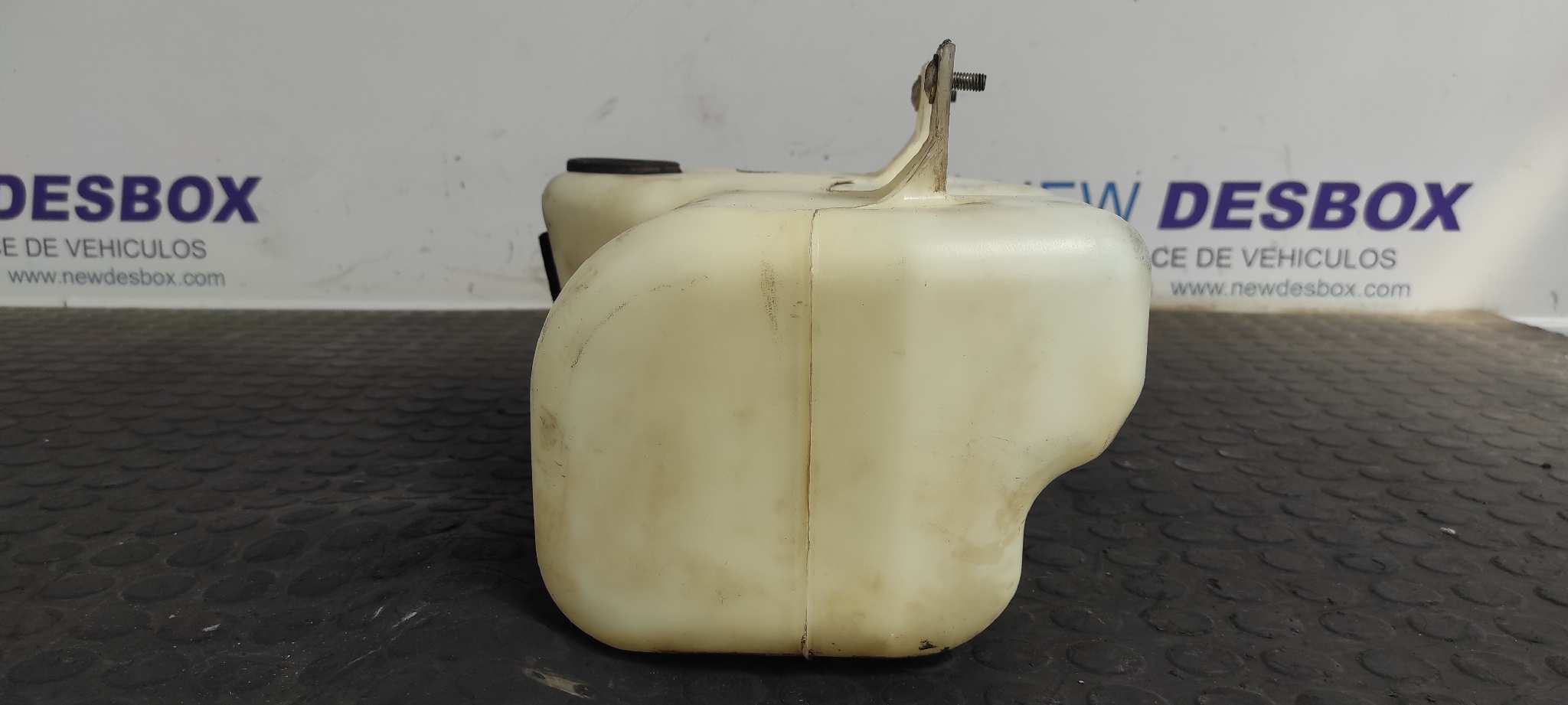 DEPOSITO LIMPIA LAND ROVER DISCOVERY (LT) - vista 5