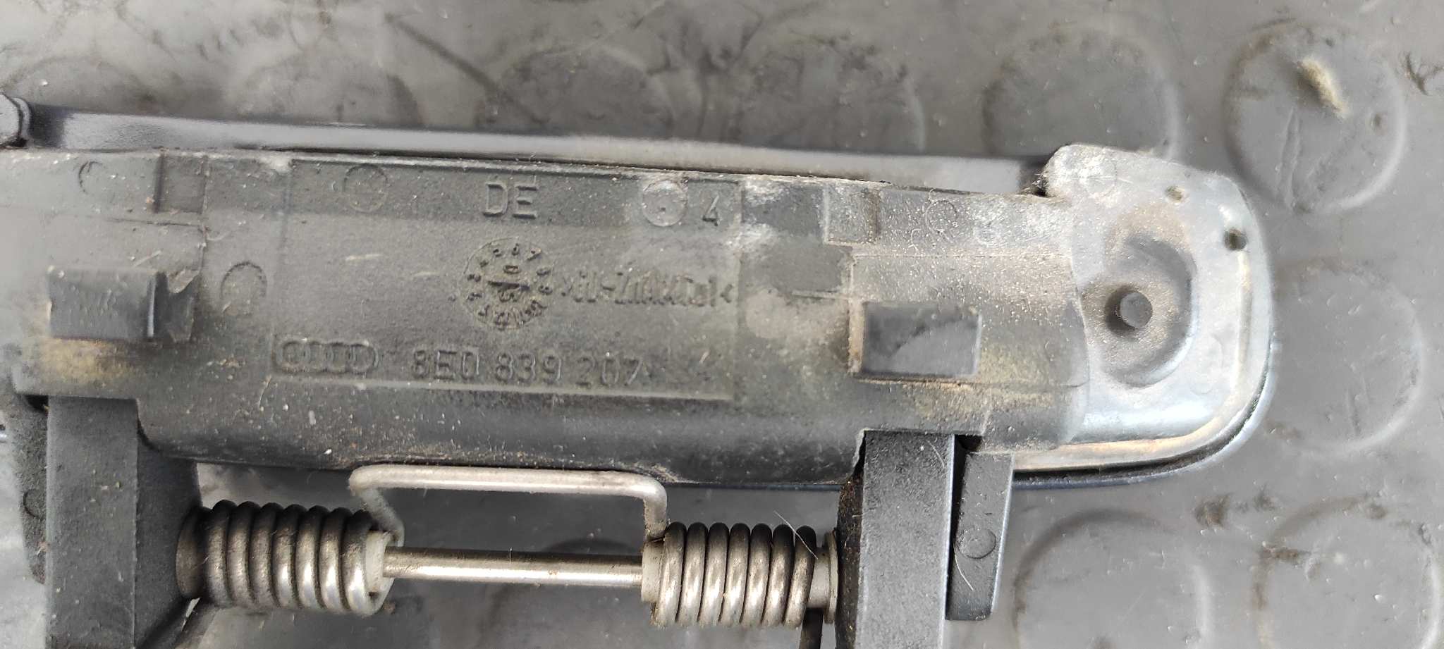 MANETA DELANTERA DERECHA AUDI A3 SPORTBACK (8P) - vista 3