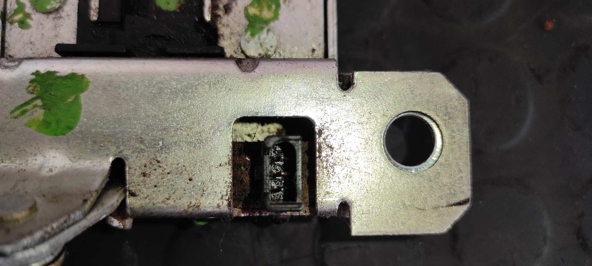 CERRADURA MALETERO / PORTON VOLKSWAGEN POLO (9N3) - vista 3