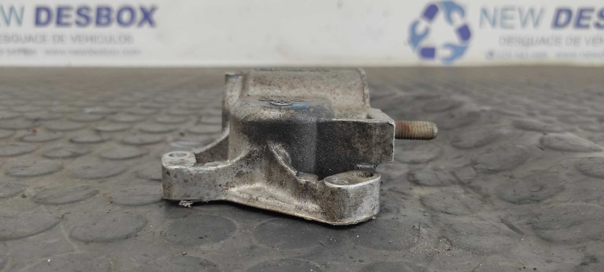 DELCO PORSCHE 924 2.0 - vista 5