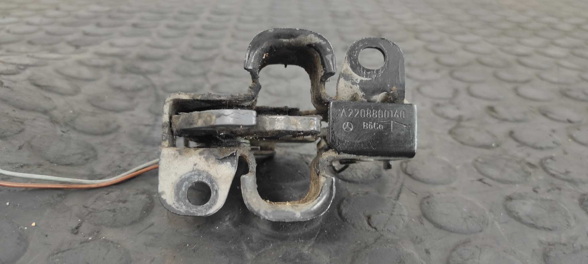 CERRADURA CAPO MERCEDES-BENZ CLASE CL (W215) COUPE - vista 3