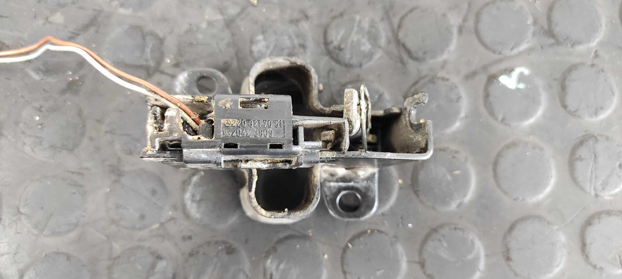 CERRADURA CAPO MERCEDES-BENZ CLASE CL (W215) COUPE - vista 7