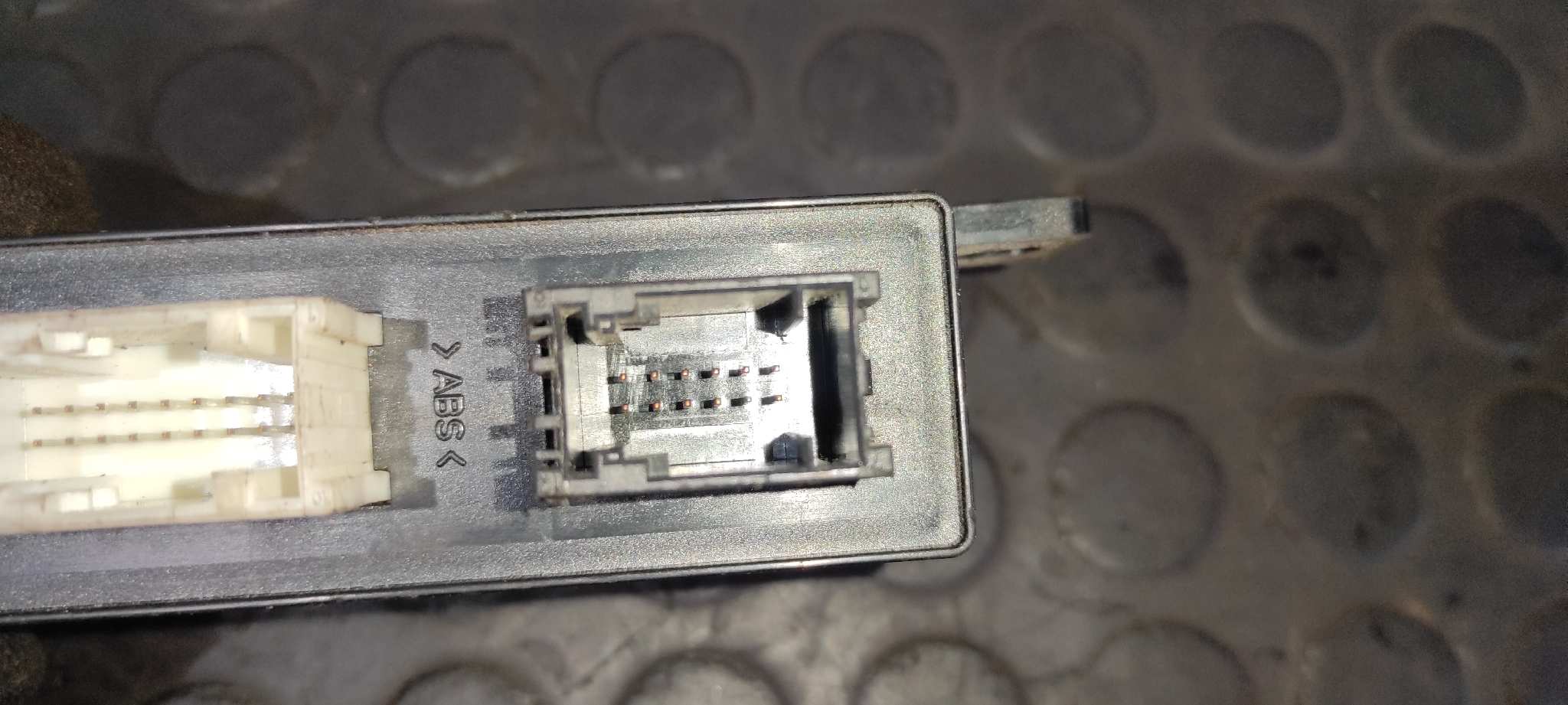 MODULO ELECTRONICO BMW SERIE 5 TOURING (E39) - vista 2