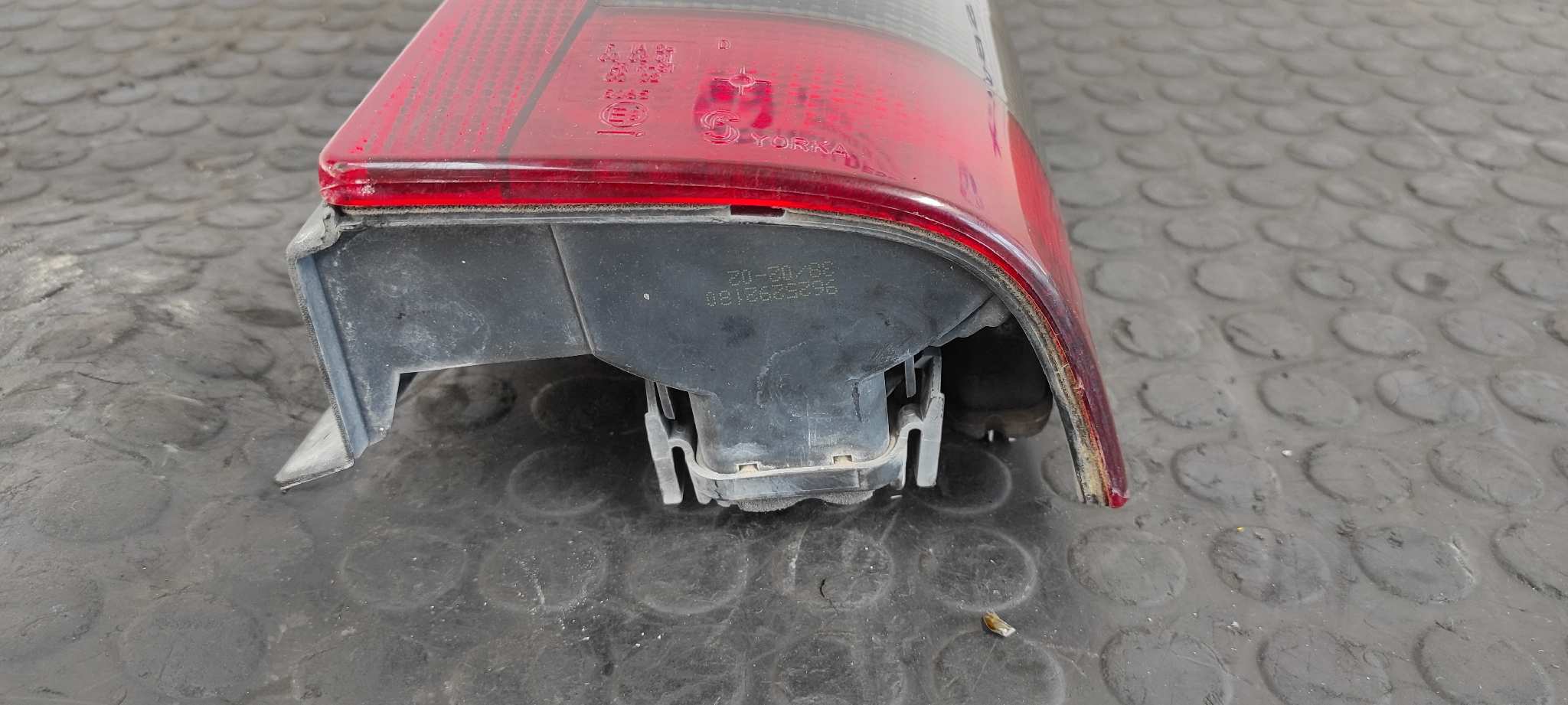 FARO DERECHO PEUGEOT PARTNER (S1) - vista 6