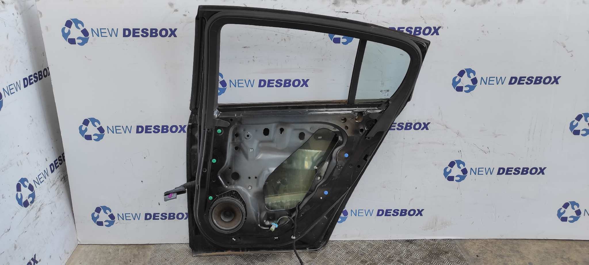 PUERTA TRASERA DERECHA CHEVROLET CRUZE - vista 3