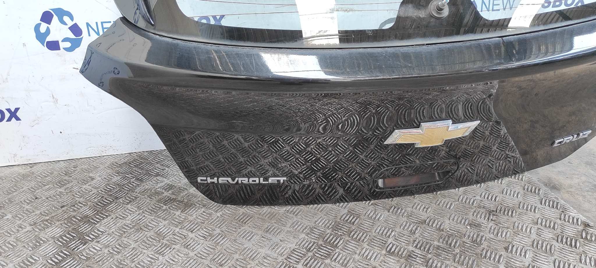 PORTON TRASERO CHEVROLET CRUZE - vista 6