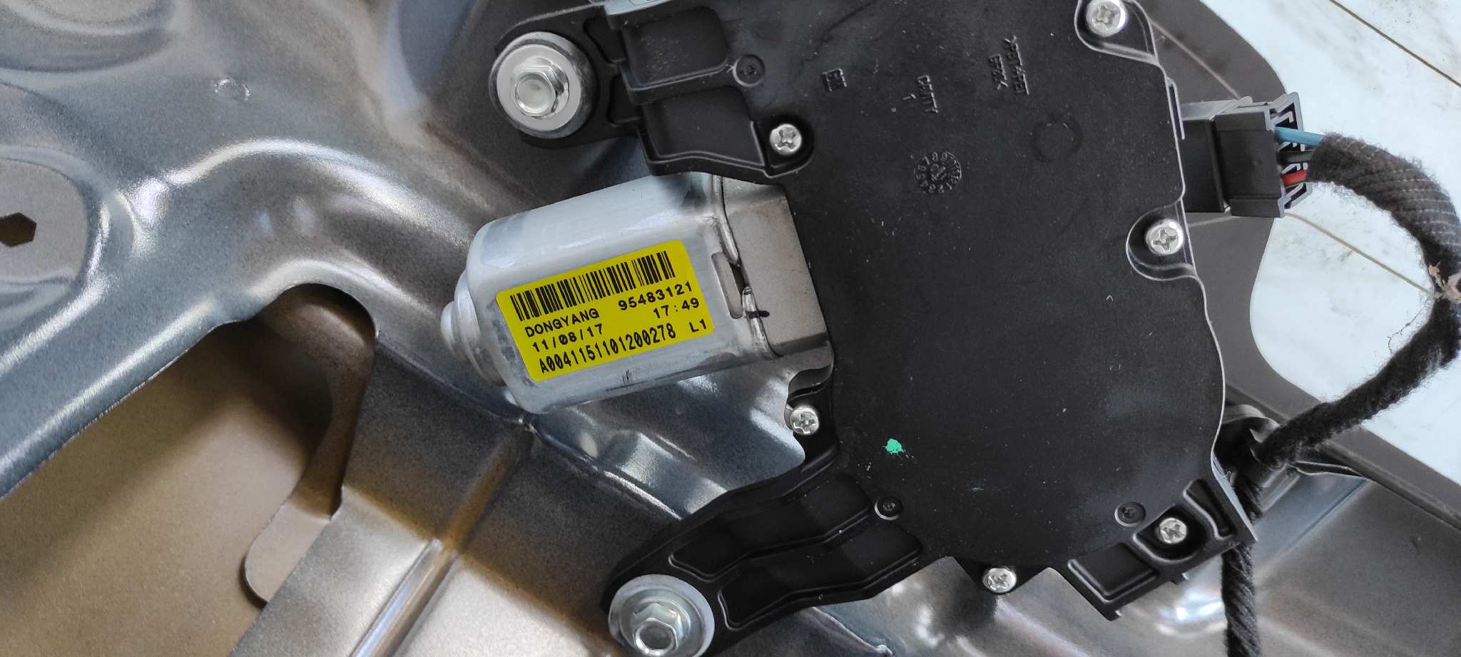 PORTON TRASERO CHEVROLET CRUZE - vista 5