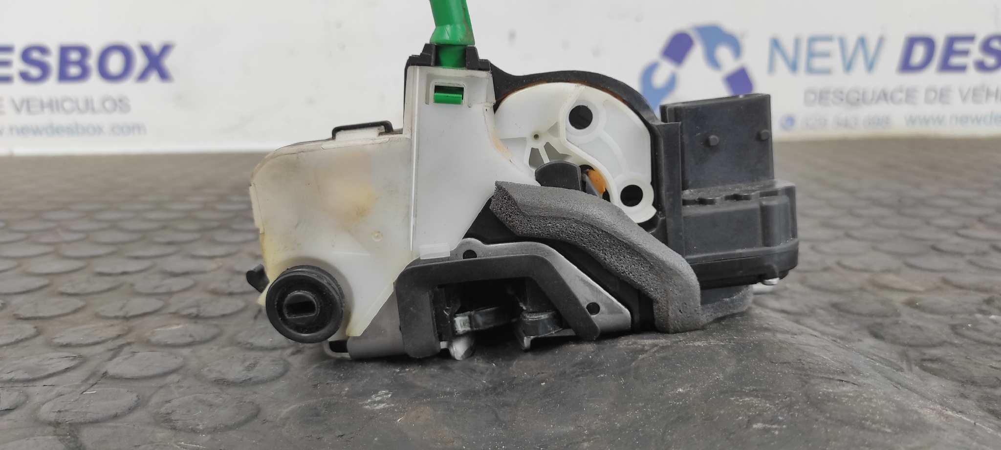CERRADURA PUERTA TRASERA DERECHA CHEVROLET CRUZE - vista 7