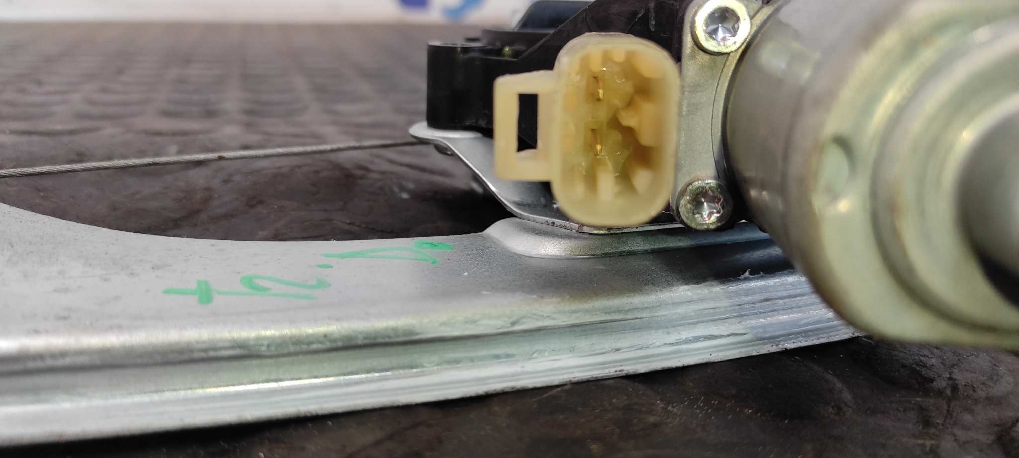 ELEVALUNAS TRASERO DERECHO CHEVROLET CRUZE - vista 3