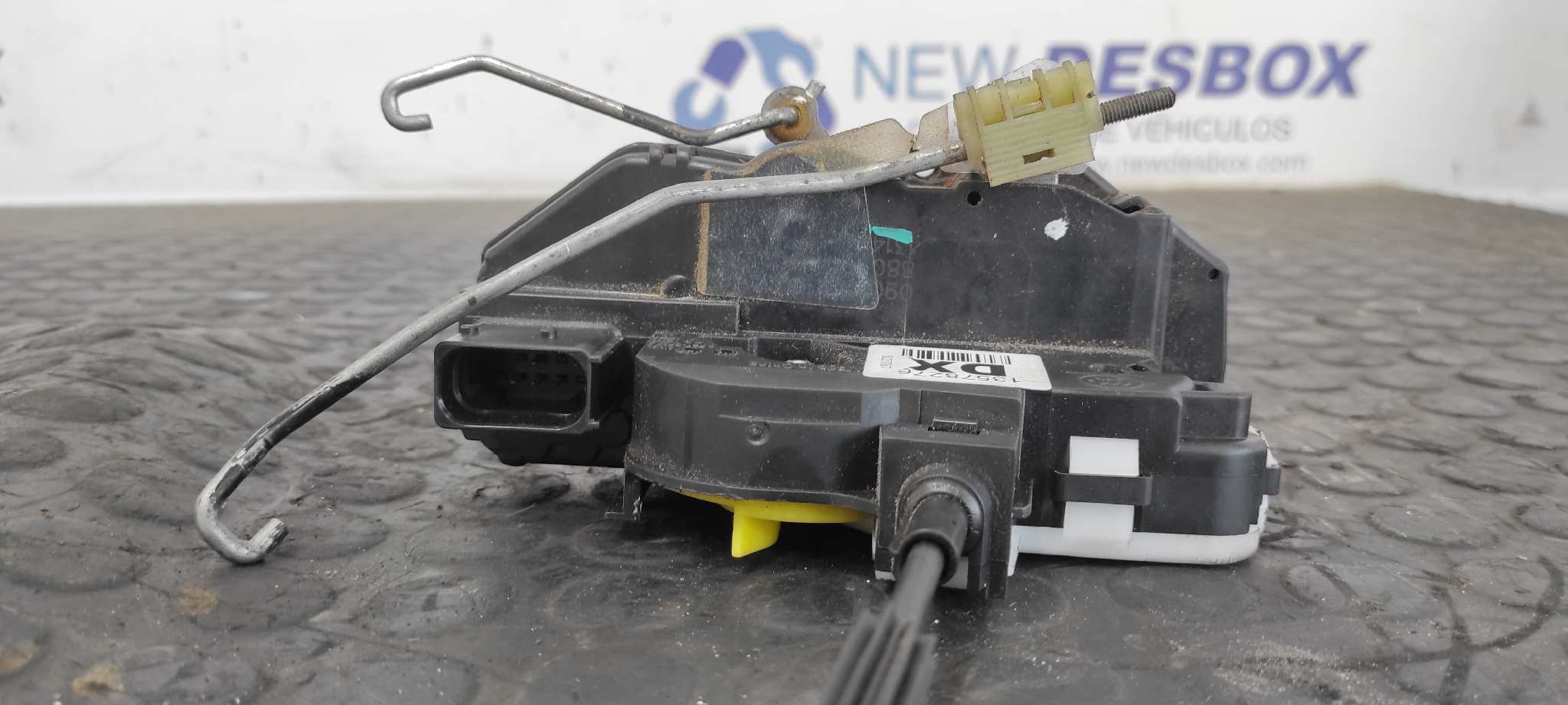 CERRADURA PUERTA DELANTERA IZQUIERDA CHEVROLET CRUZE - vista 2