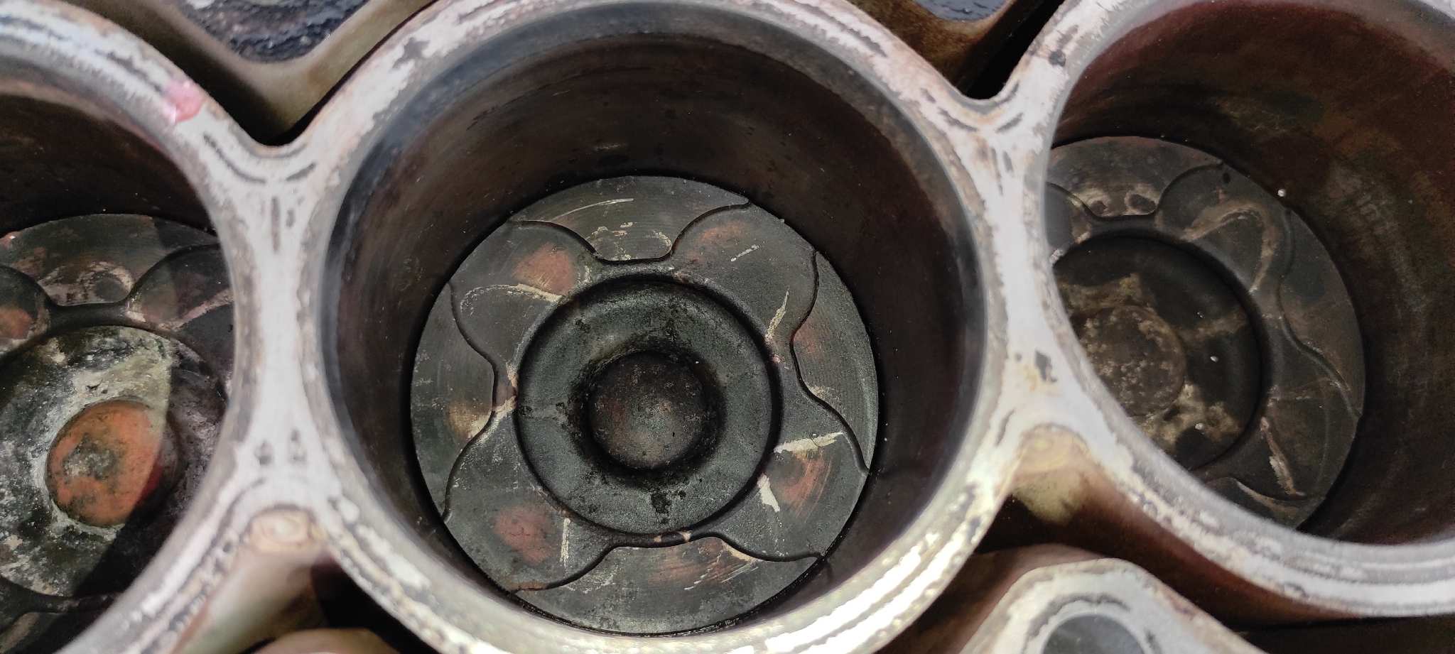 BLOQUE FORD FOCUS BERLINA (CAP) - vista 9