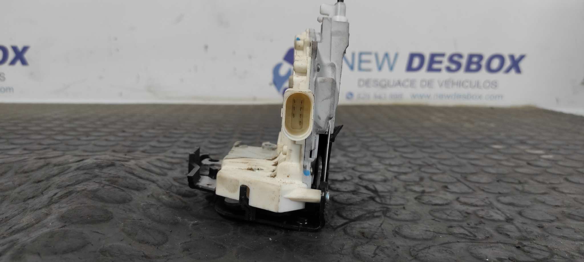 CERRADURA PUERTA DELANTERA DERECHA AUDI A4 AVANT (8E) - vista 6