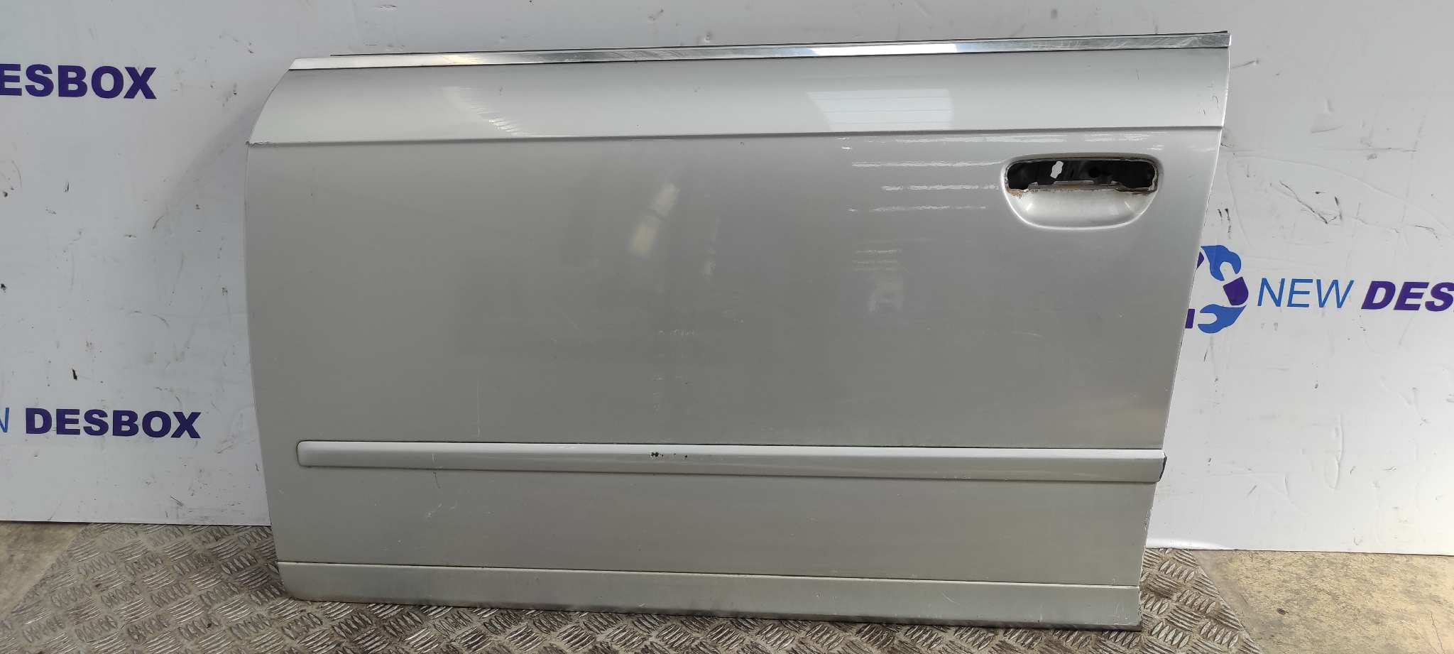 PUERTA DELANTERA IZQUIERDA AUDI A4 AVANT (8E)