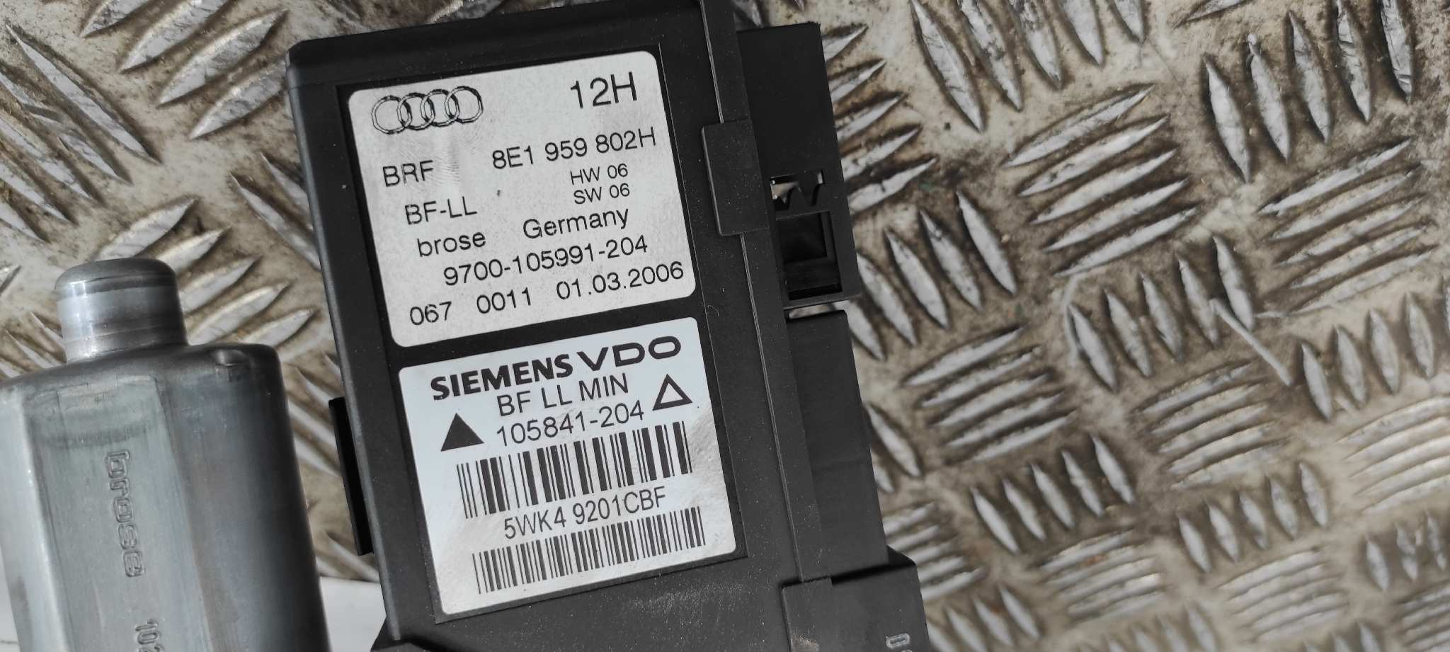 ELEVALUNAS DELANTERO DERECHO AUDI A4 AVANT (8E) - vista 9