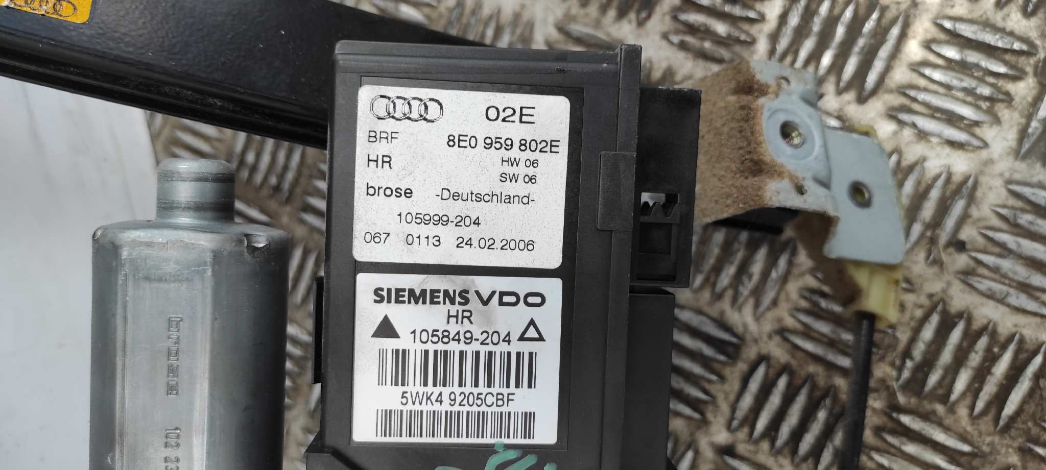 ELEVALUNAS TRASERO DERECHO AUDI A4 AVANT (8E) - vista 2