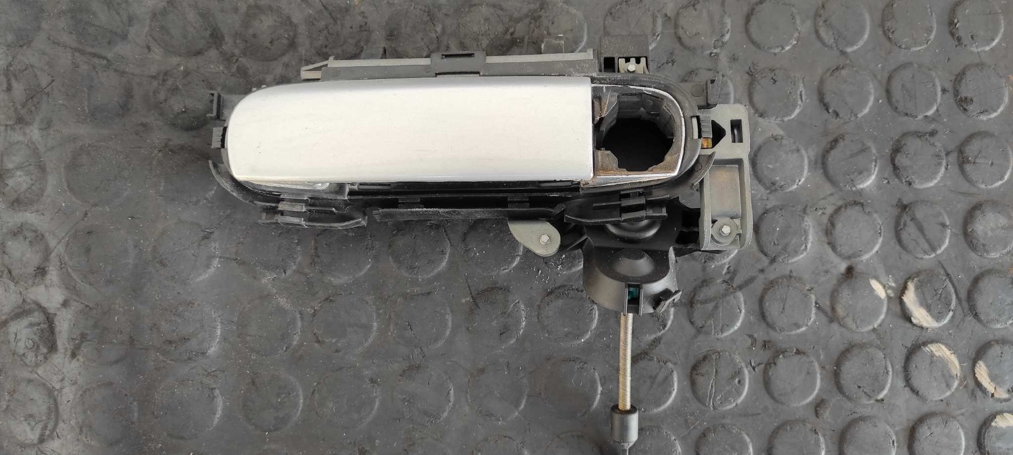 MANETA DELANTERA IZQUIERDA AUDI A4 AVANT (8E)