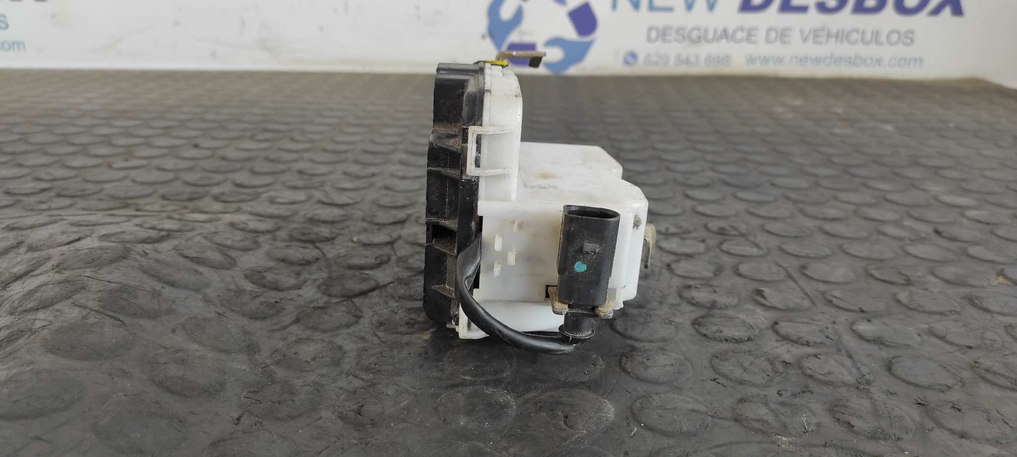 CERRADURA PUERTA DELANTERA DERECHA SEAT IBIZA (6K) - vista 6