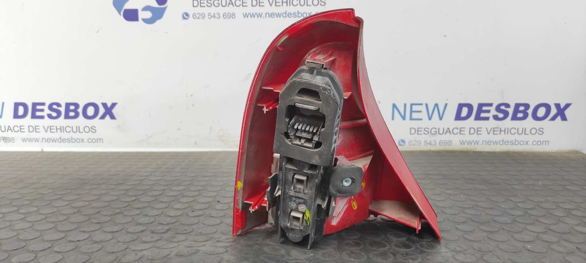 PILOTO TRASERO DERECHO RENAULT CLIO II FASE I (B/CBO) - vista 7