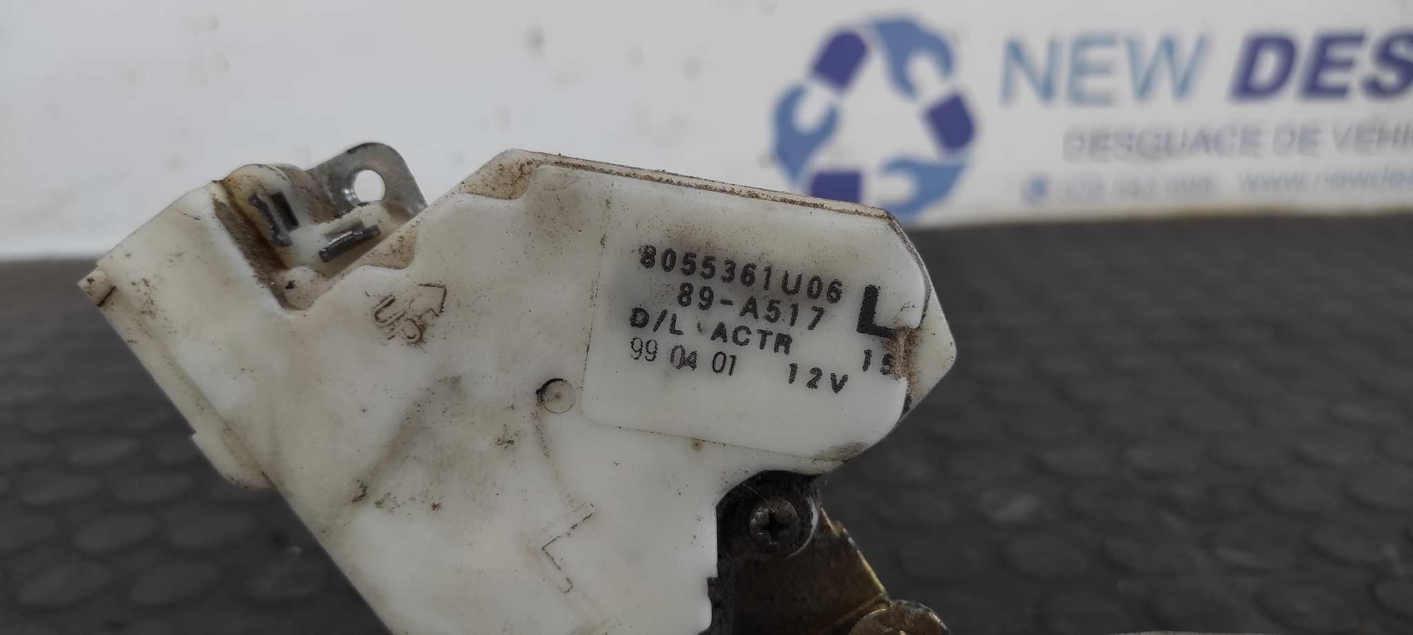 CERRADURA PUERTA DELANTERA IZQUIERDA NISSAN VANETTE CARGO (HC23) - vista 5