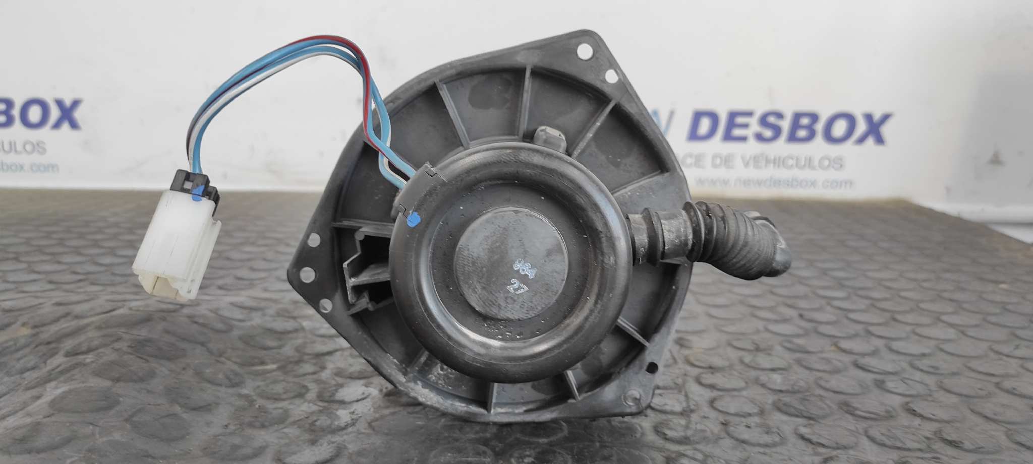 MOTOR CALEFACCION NISSAN VANETTE CARGO (HC23) - vista 3