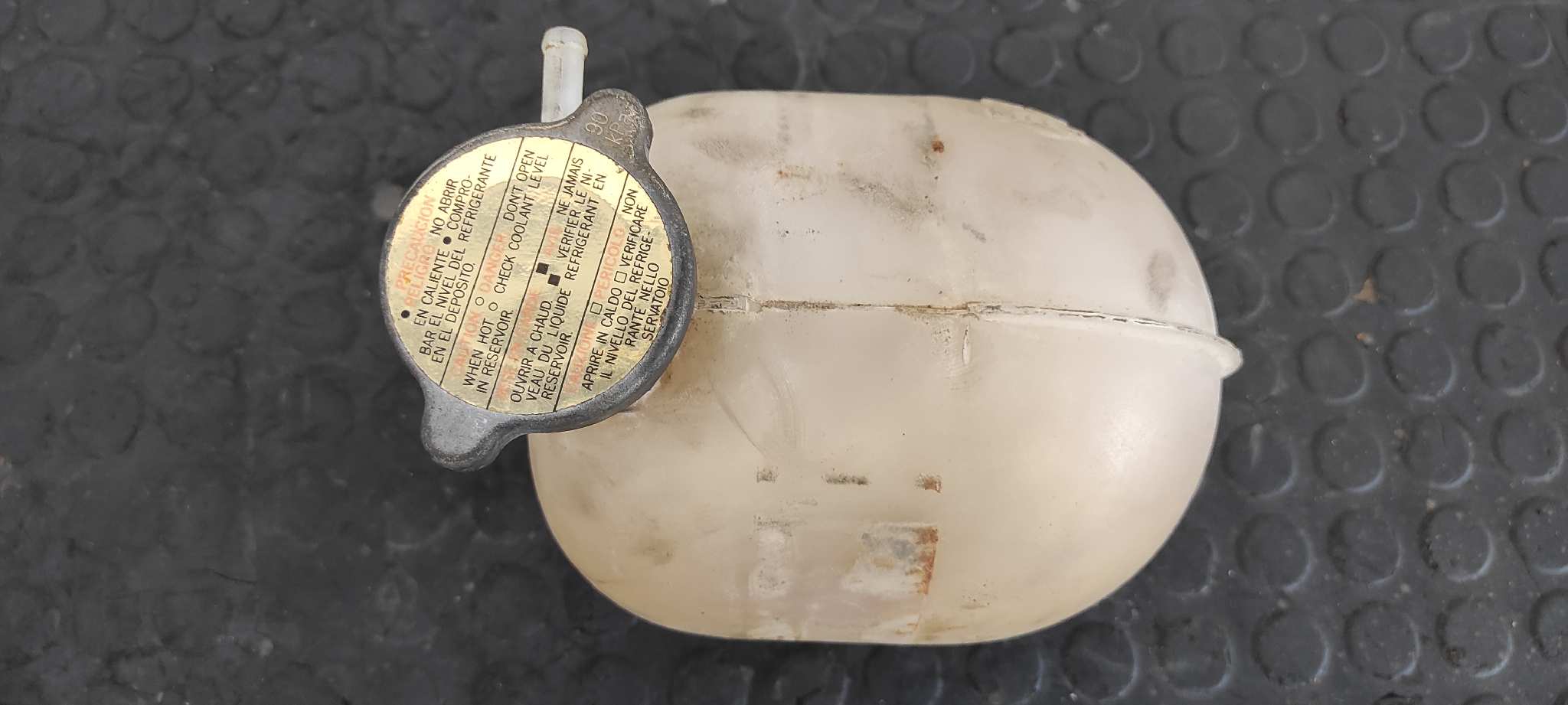 DEPOSITO EXPANSION NISSAN VANETTE CARGO (HC23) - vista 2