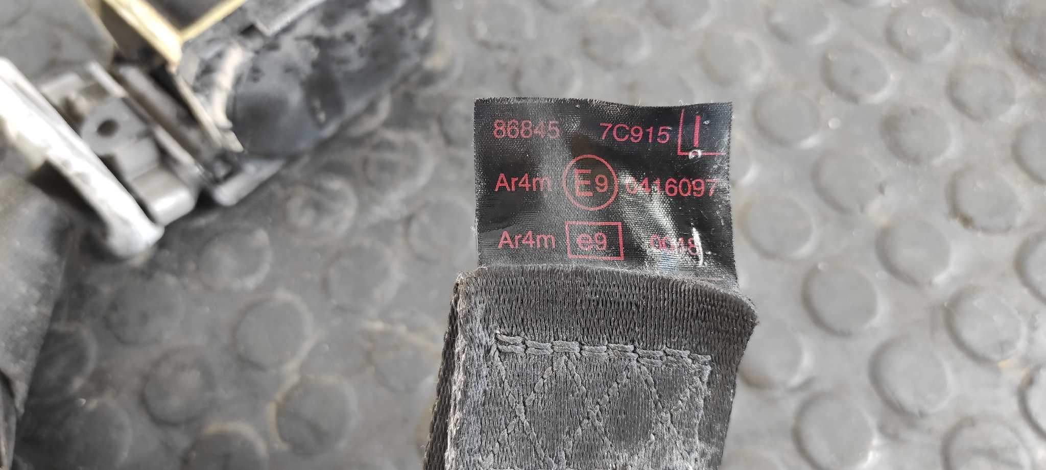 CINTURON DELANTERO IZQUIERDO NISSAN VANETTE CARGO (HC23) - vista 4