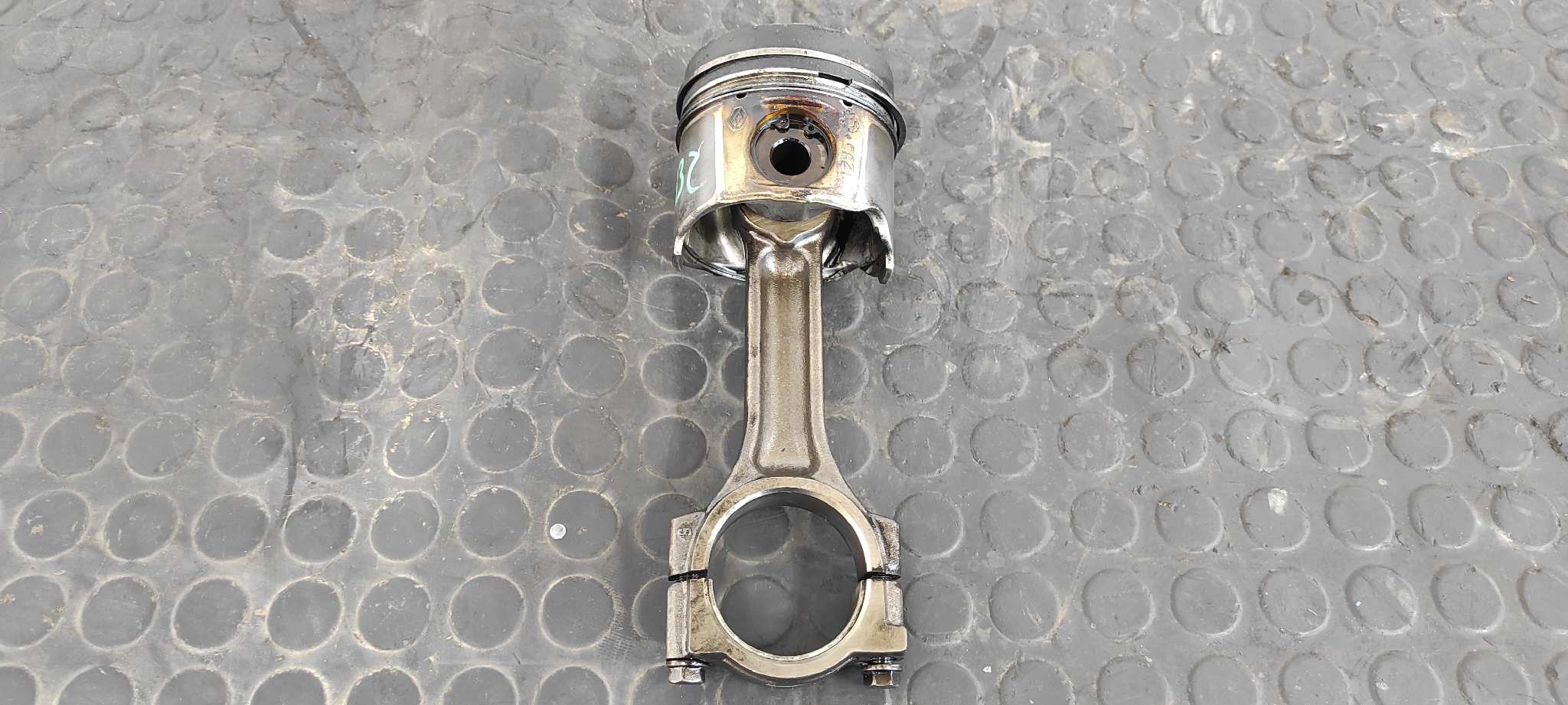 PISTON RENAULT MEGANE II BERLINA 3P