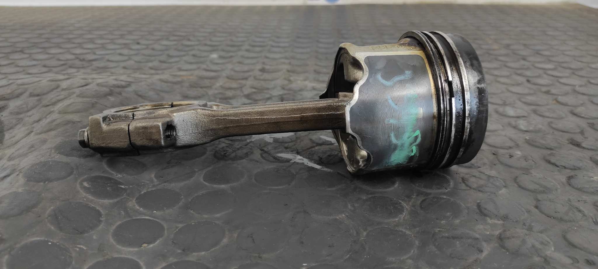 PISTON RENAULT MEGANE II BERLINA 3P - vista 6