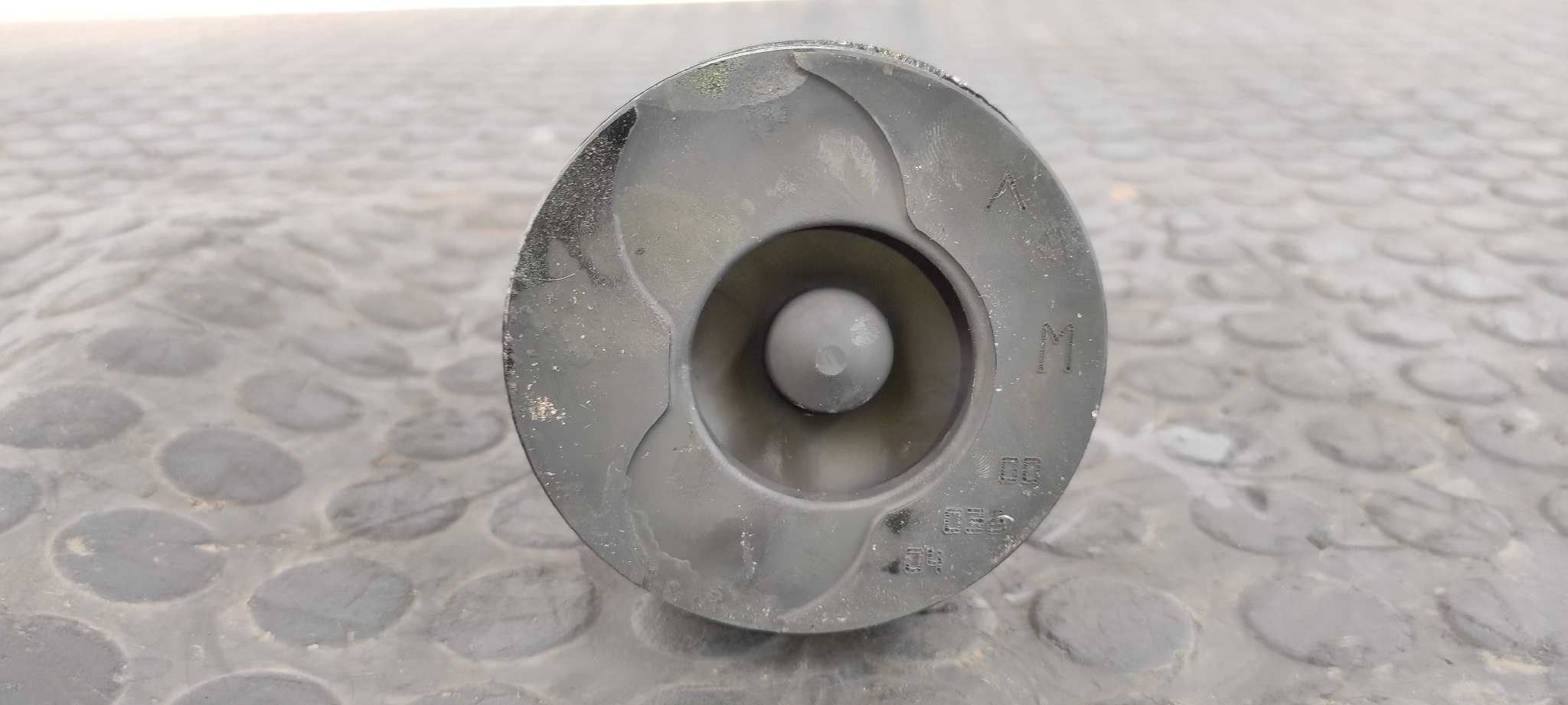 PISTON RENAULT MEGANE II BERLINA 3P - vista 3