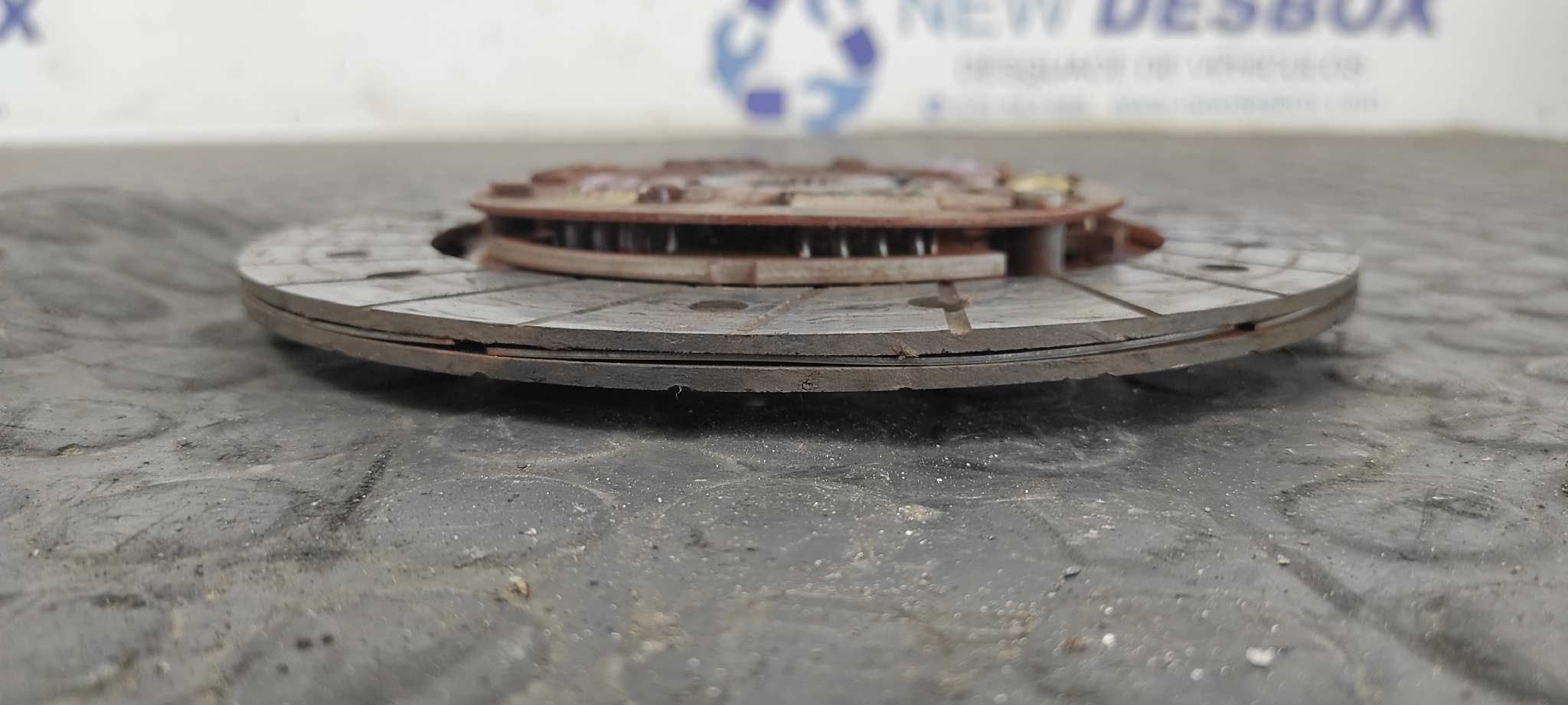 KIT EMBRAGUE NISSAN VANETTE CARGO (HC23) - vista 3