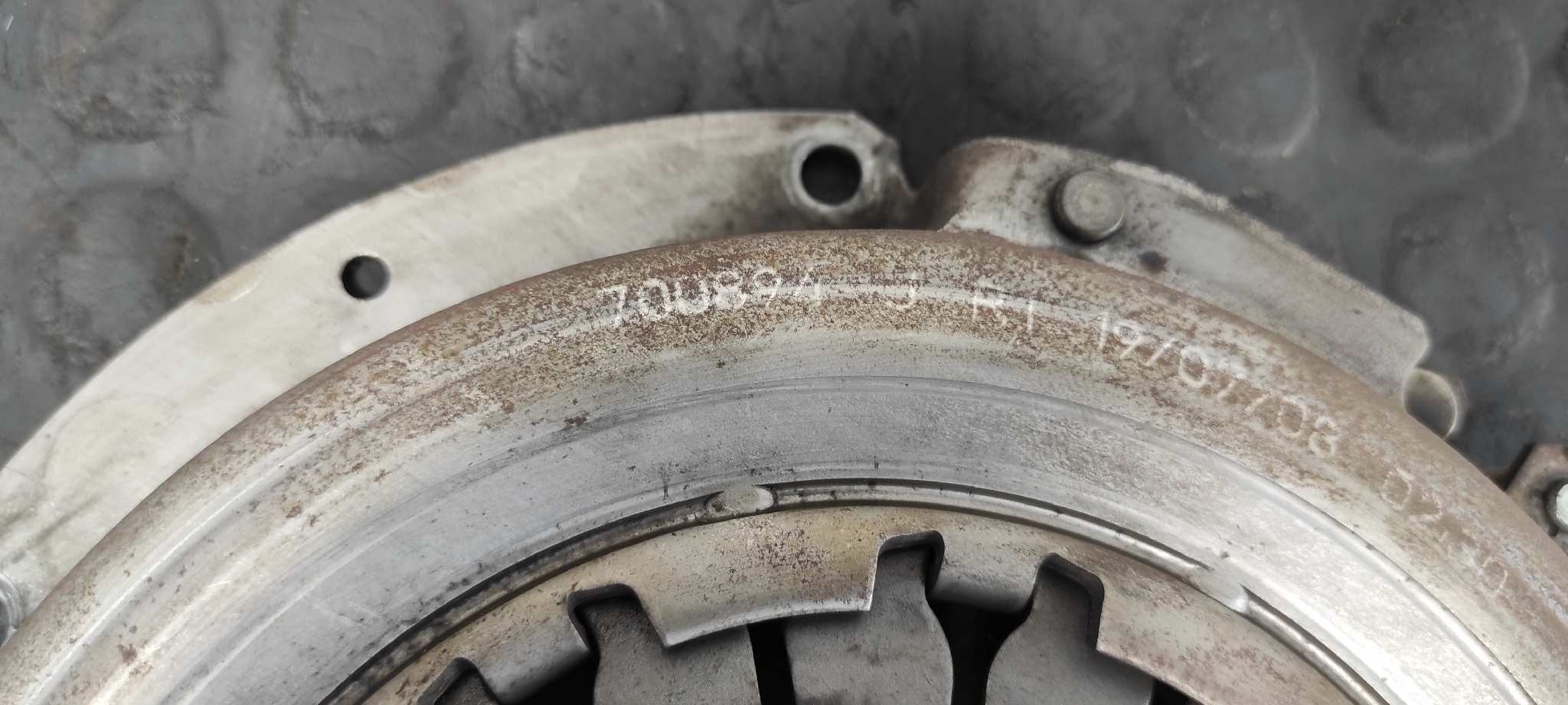 KIT EMBRAGUE NISSAN VANETTE CARGO (HC23) - vista 2