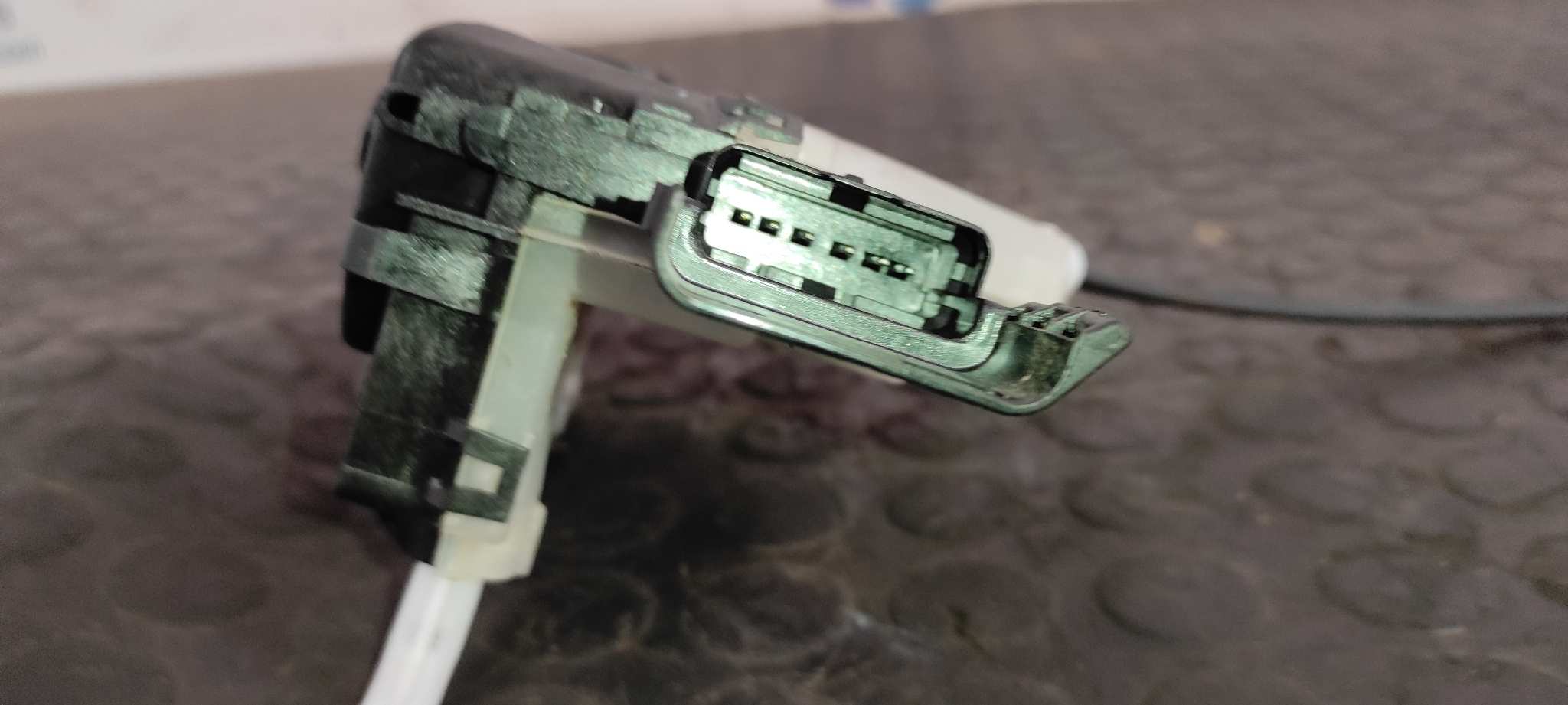 CERRADURA PUERTA TRASERA IZQUIERDA PEUGEOT 3008 - vista 2