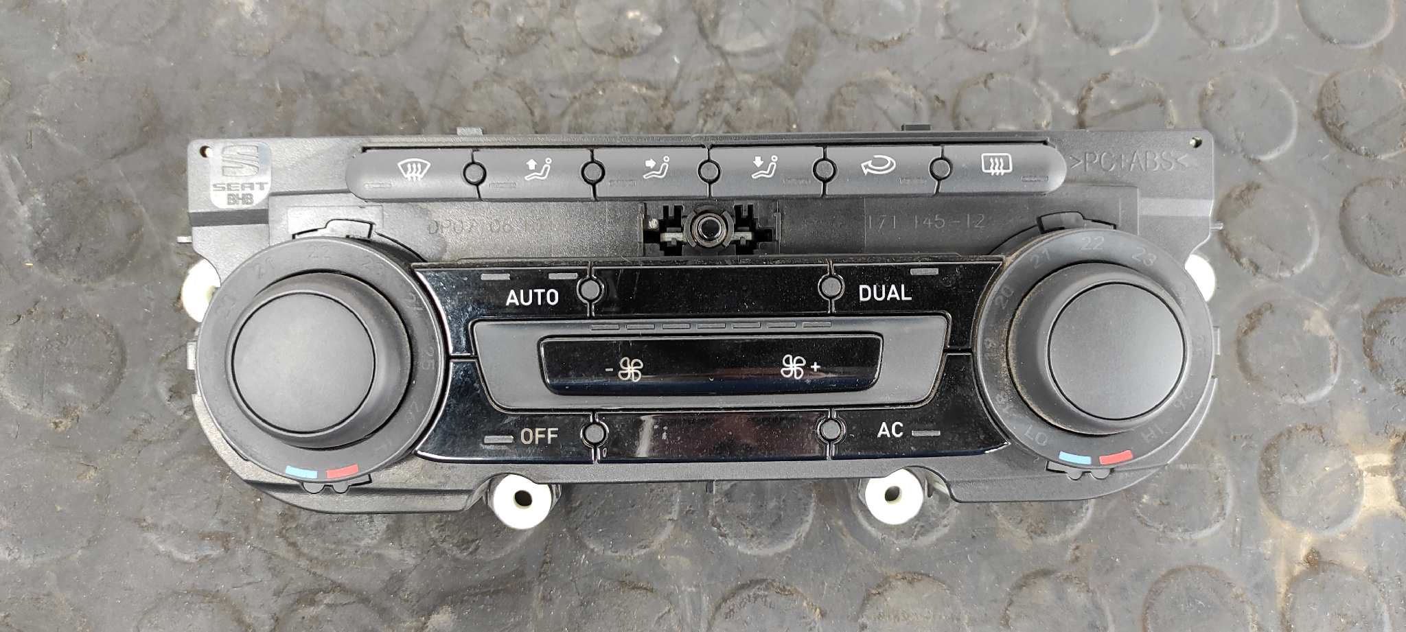 MANDO CLIMATIZADOR SEAT LEON (1P1)